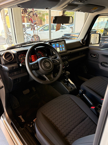 Suzuki Jimny 1.5 Glx At Monotone