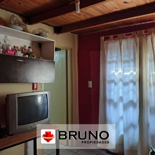 Casa En Venta En Agustin Ferrari