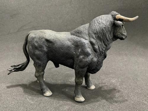 Figura Collecta - Touro Lide Espanhol - 15cm Comprimento