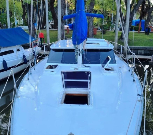 Imagen 3 de 10 de Velero Aries 10.80 Motovelero