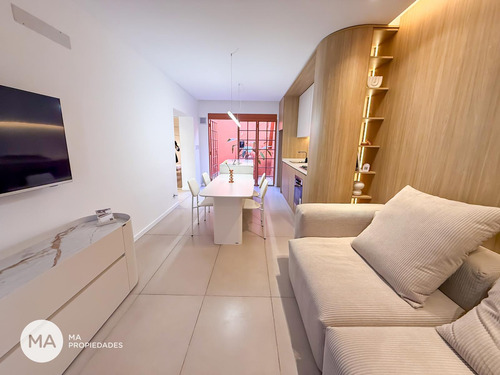 Casa 2 Dormitorios Remodelada, Quincho, Pileta, Patio - Corvalan 500 - Refineria - Rosario | Venta