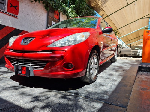 Imagen 10 de 15 de Peugeot 207 2011 1.4 Allure 75cv