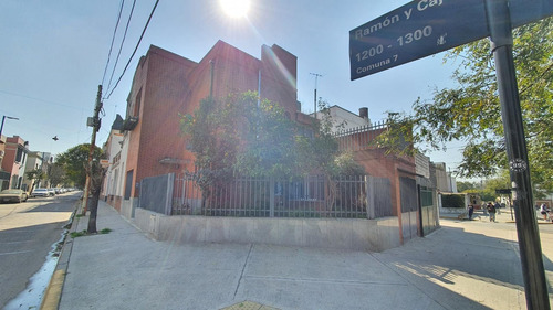Imagen 2 de 26 de Esquina Excelente Para Mudarse Ya !!