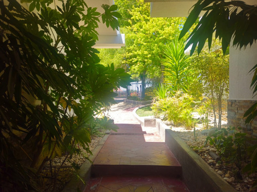 Broker Paso Hondo Espectacular 4d-5b-piscina-remodelada