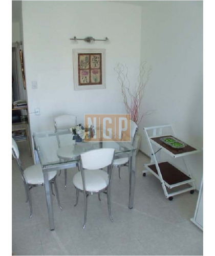 Sobre Mansa- Ref: 5730