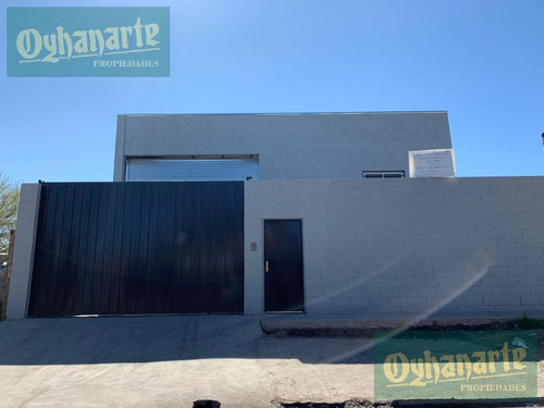 Venta De Galpón Alquilado Con Renta De 80.000$ En Ituzaingó.