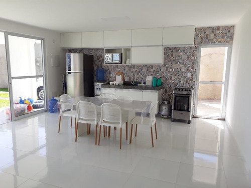 Imagem 6 de 11 de Casa Nova Com 382m² Em Paripueira Próximo A Praia Sonho Verde Por 370mil !! - 583