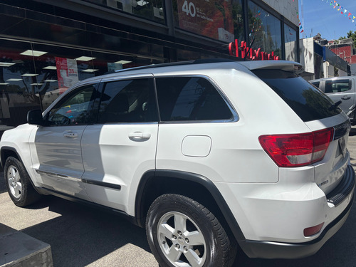 Jeep Grand Cherokee Laredo V6 Lujo 4x2 At