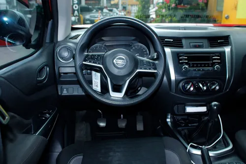 Nissan Frontier 2.5 4X2 Mt