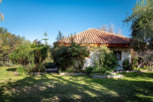 Casa Gran Espacio Y Jardin, Sector Con Seguridad .