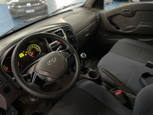 Hyundai HR 2.5 LONGO SEM CAÇAMBA 4X2 16V 130CV TURBO INTERCOOLER DIESEL 2P MANUAL
