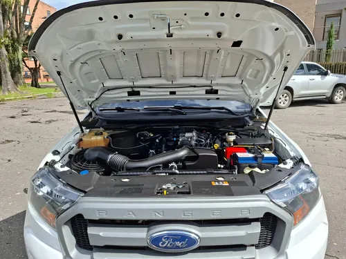 Ford Ranger 2.5 Gasolina 4x2