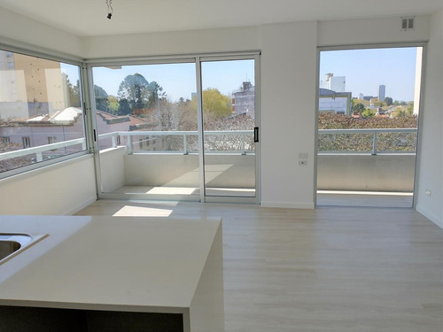Imagen 14 de 29 de Departamento 3 Ambientes A Estrenar En Torre De Categoría - Barrio Vicente López