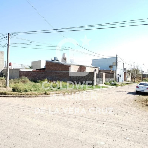 Casa En Venta En Barrio En Pleno Crecimiento