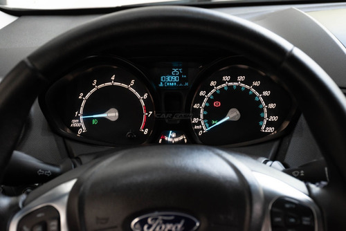 Ford Fiesta Kinetic 1.6 Se 120cv