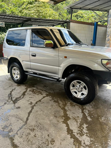 Toyota Meru 4x4 Sport Wagon 2007