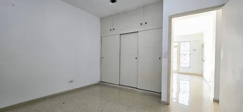 Impecable, Amplio, Frenta A El Parque Del Carmen (benito Juárez)
