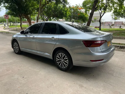New Jetta Comfortline 1.4 Turbo Automático