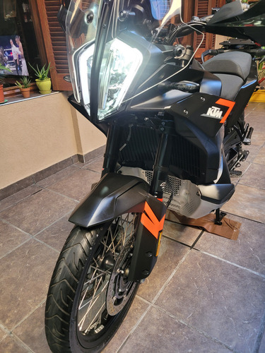 Ktm 790 Adventure S 2024. 4800km. Accesorios. Quic. Permuto