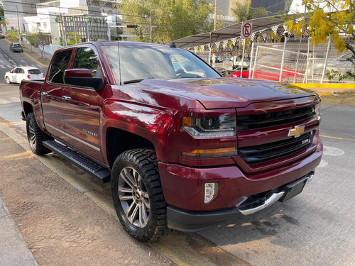 Imagen 3 de 15 de Chevrolet Cheyenne 2016 5.4 2500 Doble Cab Lt Z71 4x4 At