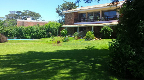 Imagen 5 de 29 de Casa En Mansa Para La Venta O Para Vivir Todo El Año.