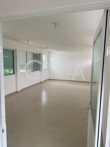 Amplia Bodega En Excelente Ubicación En Venta O Renta En Tuxpan, Ver