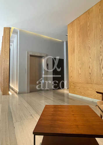 Departamento En Venta En Edificio Nuevo De Diseño Ahuehuetes Norte
