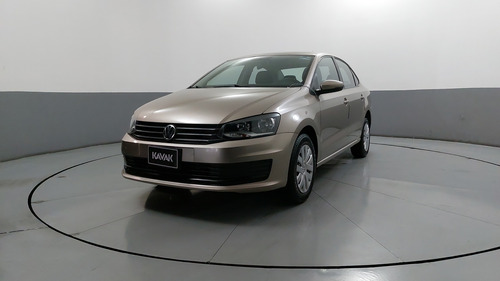 Volkswagen Vento 1.6 STD.