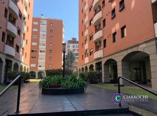 Departamento Con Cochera En Edificio Torre - Belgrano Chico