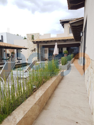 Imagen 24 de 28 de Casa En Venta En Balcones De Juriquilla Con Alberca. Una So