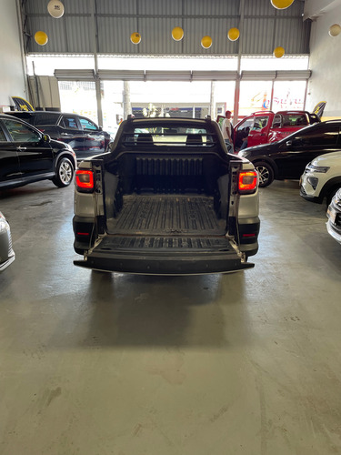 Fiat Strada 1.4 Endurance Cab. Cs Plus Flex 2p