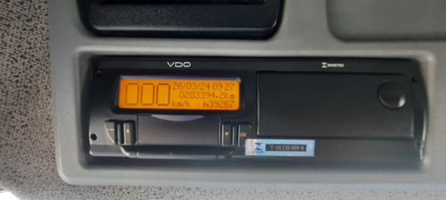 Mb Atego 2426 6x2, Ano 2017/18 Com Baú De 9 Mts De Comp.