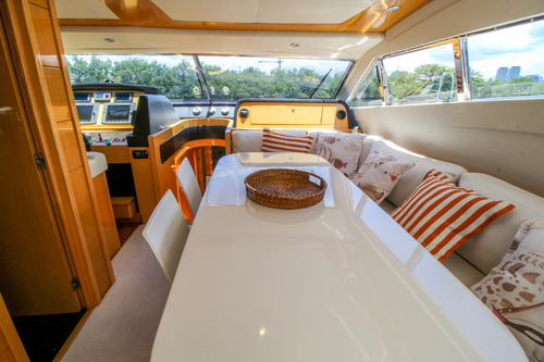 Ferretti 70 - Fly 02x Man 1550hp - 04 Suites