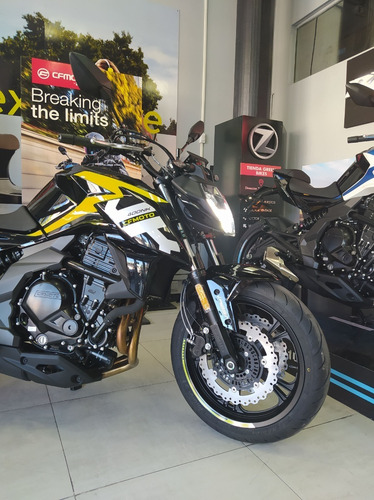 Imagen 10 de 25 de Nueva Cfmoto Nk 400 Ahora Con Tablero Tft A Color! En Local
