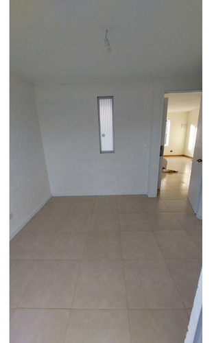 Casa Remodelada En Condominio Las Flores (3d-2b) - Peñaflor