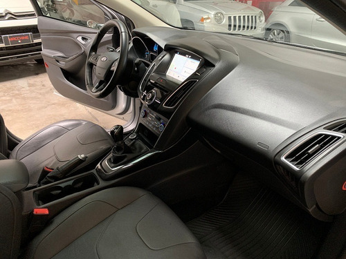 Ford Focus Iii 2.0 Titanium Mt Sedan (señado)