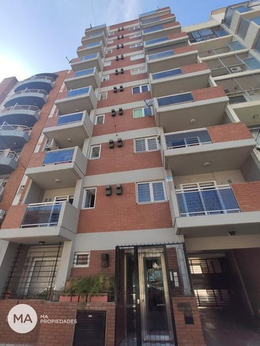 Venta Depto 2 Dormitorios, Centro. Richieri 600