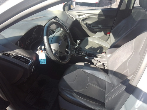 Imagen 9 de 25 de Ford Focus 2.0 Titanium En Buen Estado (cf)