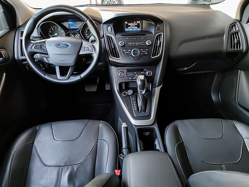 Imagem 5 de 13 de Ford Focus 2.0 Se Hatch Plus 16v