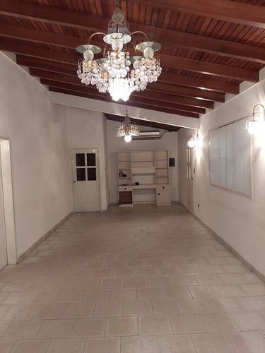 Se Vende Casa En Urb. Villa Alianza
