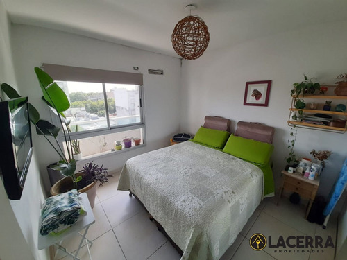 Imagen 5 de 23 de Excelente Semipiso 3 Amb. Opcion Cochera En San Matín Centro