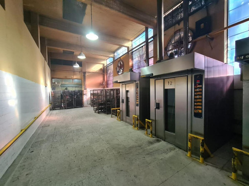 Imagen 11 de 23 de Excelente Galpón Industrial 1251 M² Cub. Con Salida A 3 Calles- San Justo