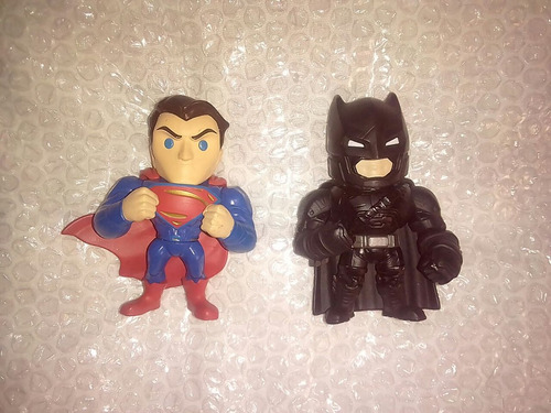 Figuras De Batman Y Superman De Metal