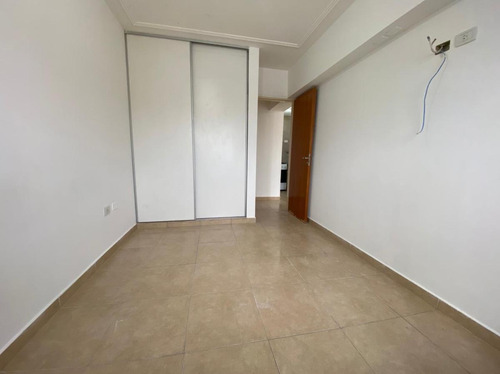 Imagen 8 de 13 de Departamento - Barrio Sur