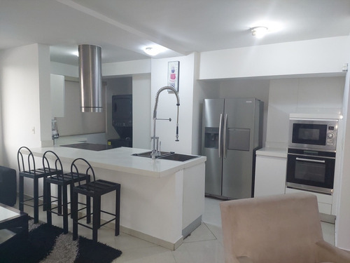 Imagen 2 de 15 de Se Alquila Bello Apartamento En Granada Suites Amoblado