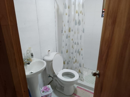 Vendo Parcela Con Cabaña En Lago Machicura D3 B2 Colbún