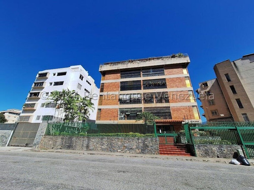 Apartamento Amplio E Iluminado A La Venta Ubicado En Cumbres De Curumo #24-20935 Mn Caracas - Baruta 