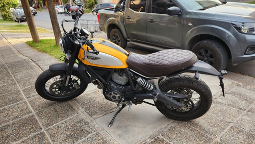 Imagen 2 de 5 de Ducati Scrambler 800 Clasic