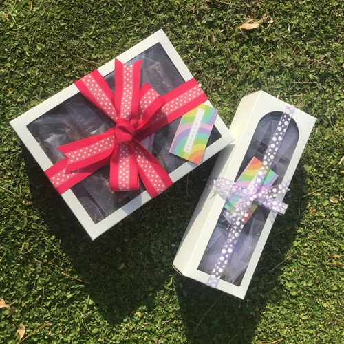 Brownies Fudge Chocolate Con Caja Moño Y Tarjeta Para Regalo