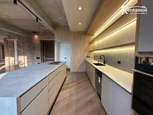 Apartamento En Venta En El Poblado. Cod V775901